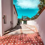 Gran Con Piscina Cerca De Puerto Banus By * Marbella
