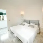 Gran Con Piscina Cerca De Puerto Banus By Marbella